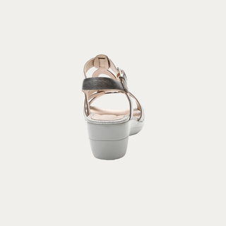 SANDALIAS DE CUÑA VANITY PLATA