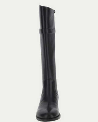 Beviá Alicia 4 black leather knee-high boots with a low heel, side zipper, and metallic S logo detail.