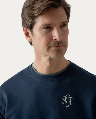 Sudadera Beviá azul marino de algodón con cuello redondo y bordado STC en el pecho para hombre